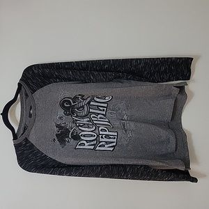 Rock & Republic long sleeve tshirt with thermal sleeves